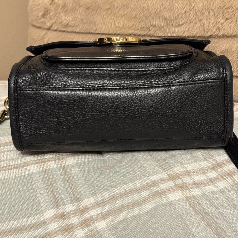 Michael Kors Fulton Pebbled Leather Crossbody with large gold logo - Picture 3 of 5